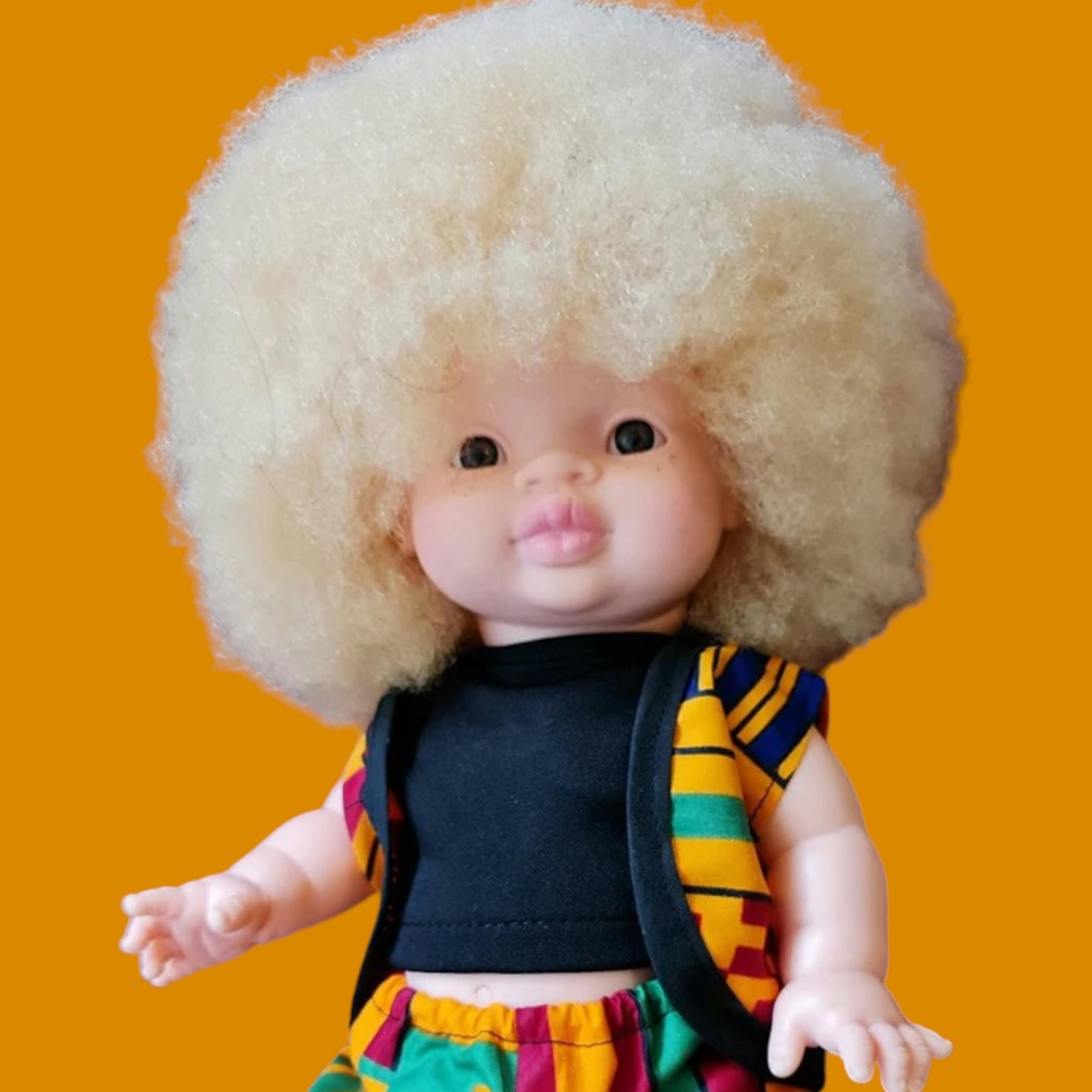 Pop met afro en albinisme te koop bij Colourful Goodies