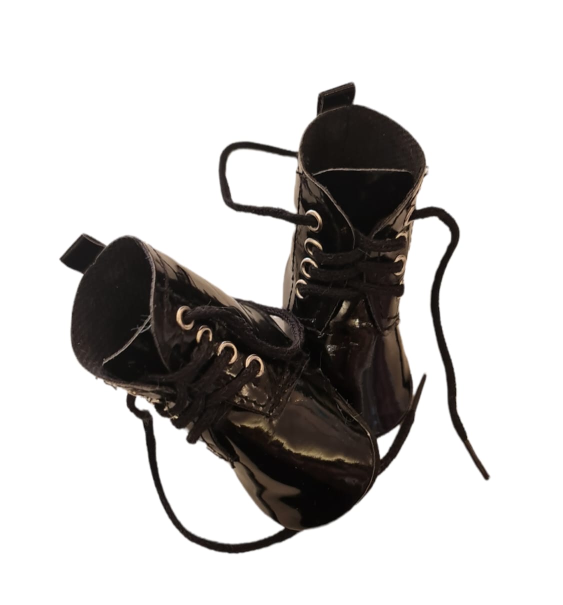 Speel, leer en groei met Zwarte Schoenen van Colourful Goodies - Inclusiviteit in elk detail.