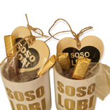 Speel, leer en groei met So So Lobi Mok van Colourful Goodies - Inclusiviteit in elk detail.