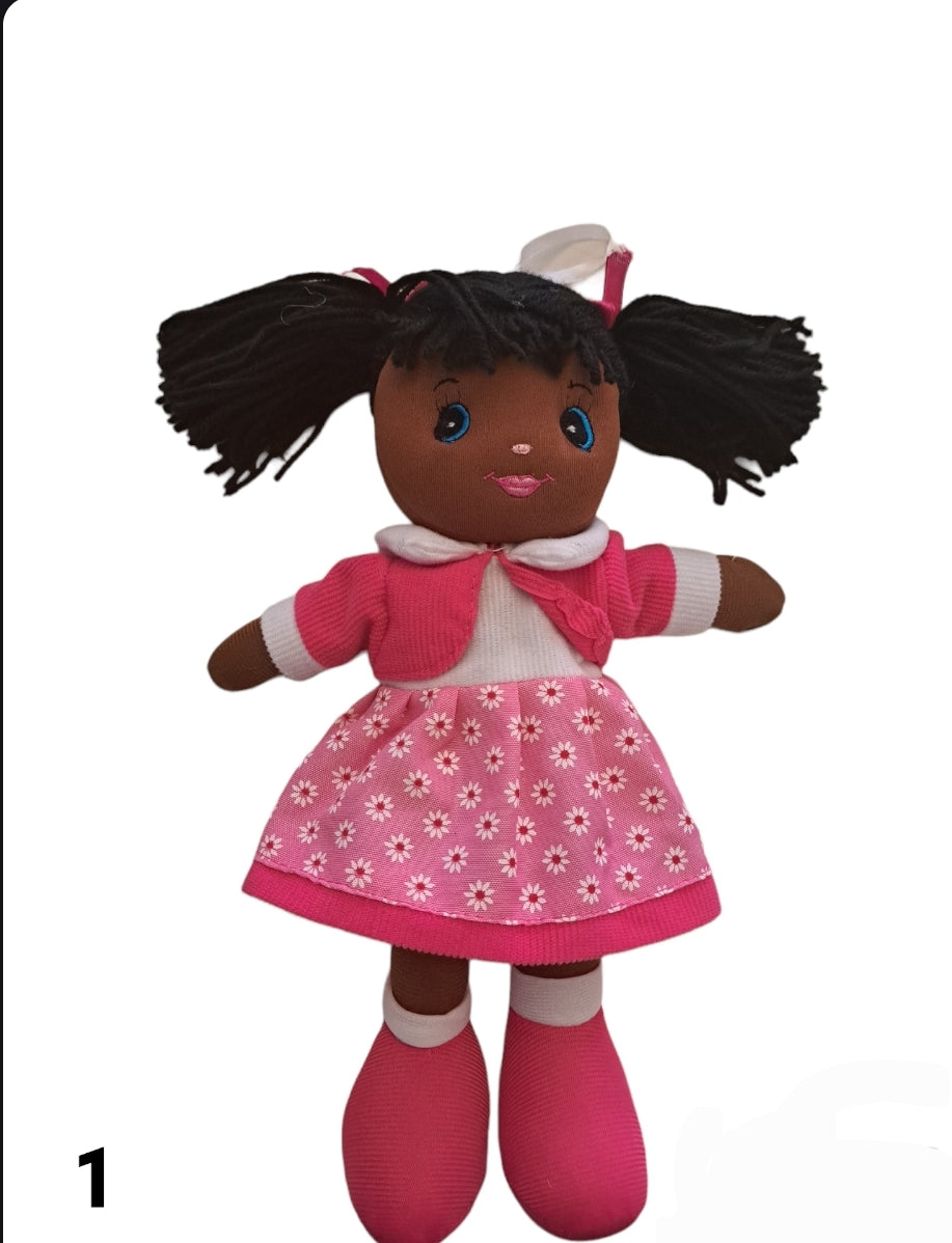 Speel, leer en groei met Lobi Dolly van Colourful Goodies - Inclusiviteit in elk detail.