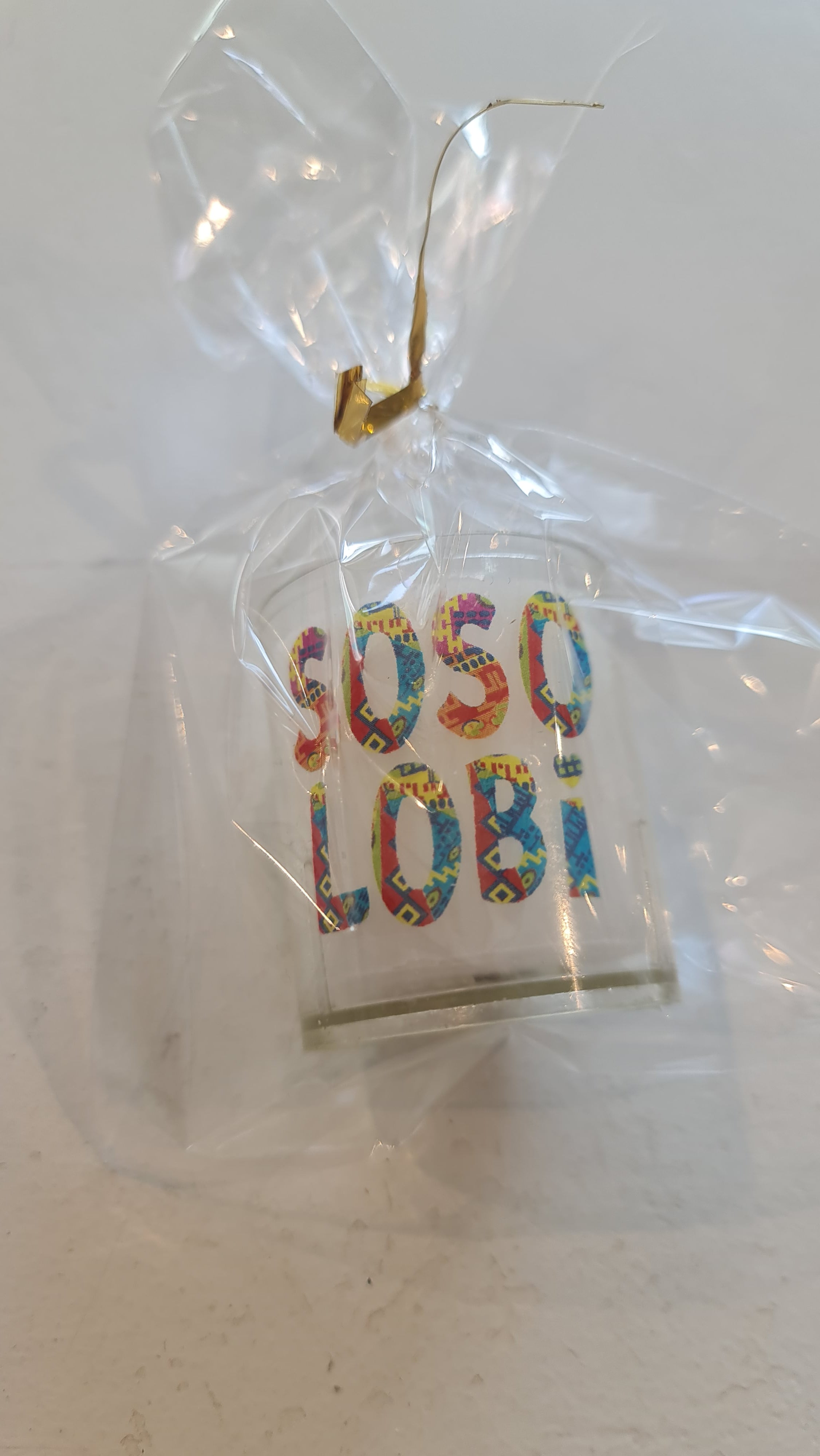 Speel, leer en groei met So So Lobi kaarsje van Colourful Goodies - Inclusiviteit in elk detail.