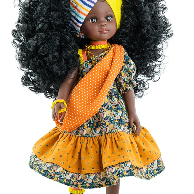 Speel, leer en groei met Teenage doll Sadé van Colourful Goodies - Inclusiviteit in elk detail.