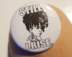 Speel, leer en groei met Button Still I Rise van Colourful Goodies - Inclusiviteit in elk detail.
